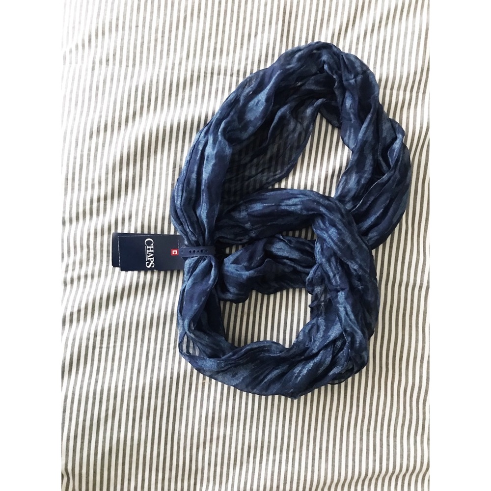 NWT Chaps Blue Infinity Scarf